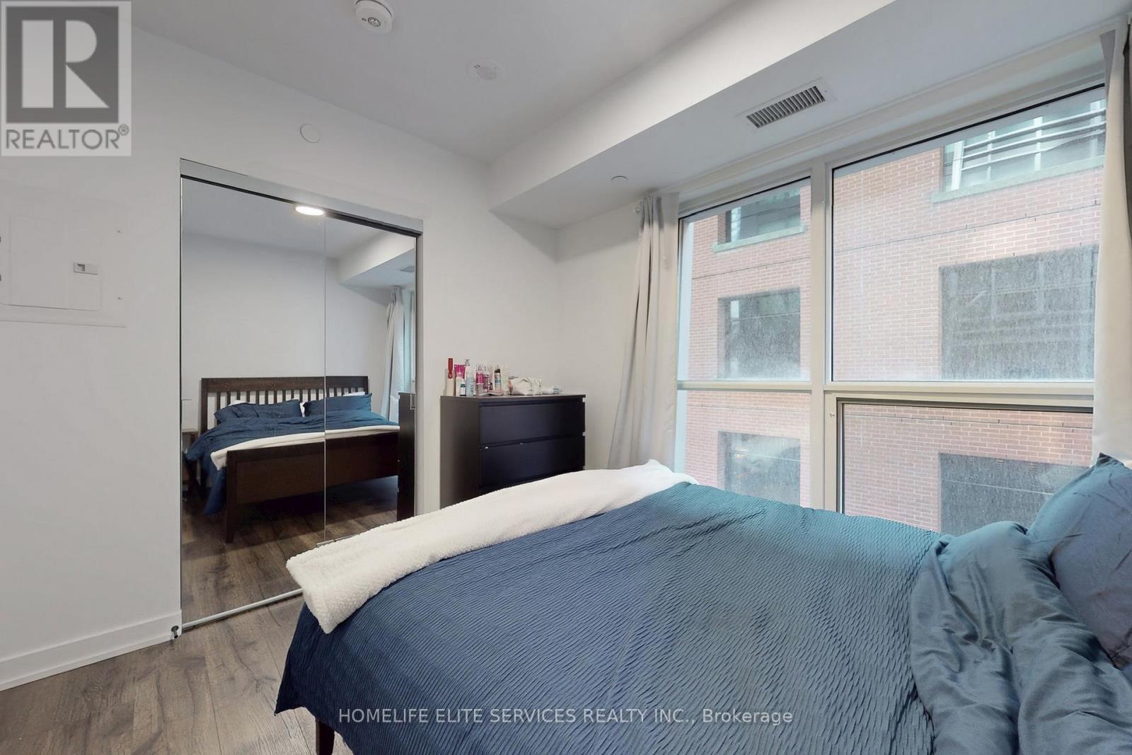 702 - 327 King Street W, Toronto, Ontario  M5V 0W7 - Photo 29 - C12455348