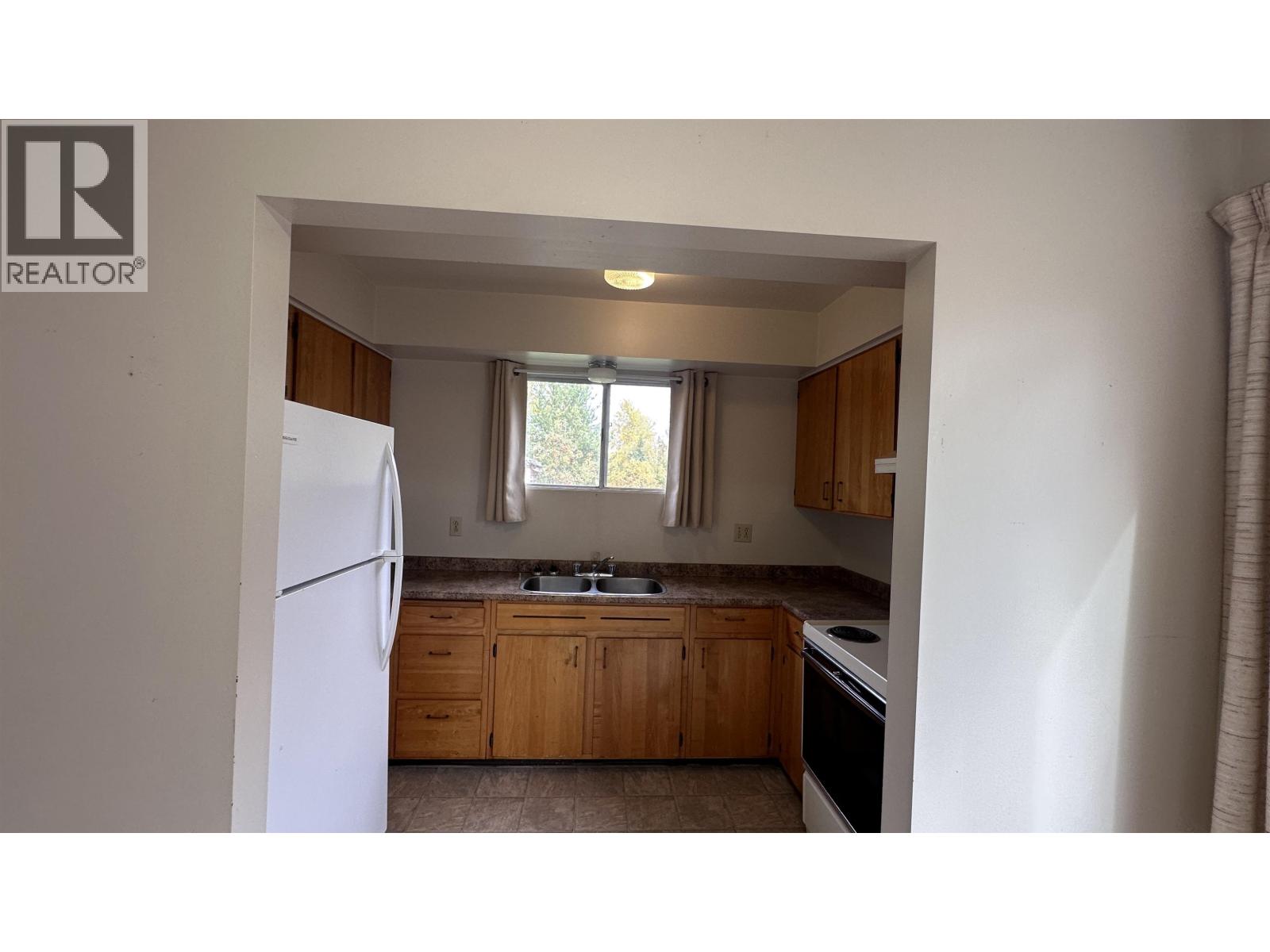 4118-4122 1st Avenue, Prince George, British Columbia V2M 1C4 - Photo 4 - R3055075