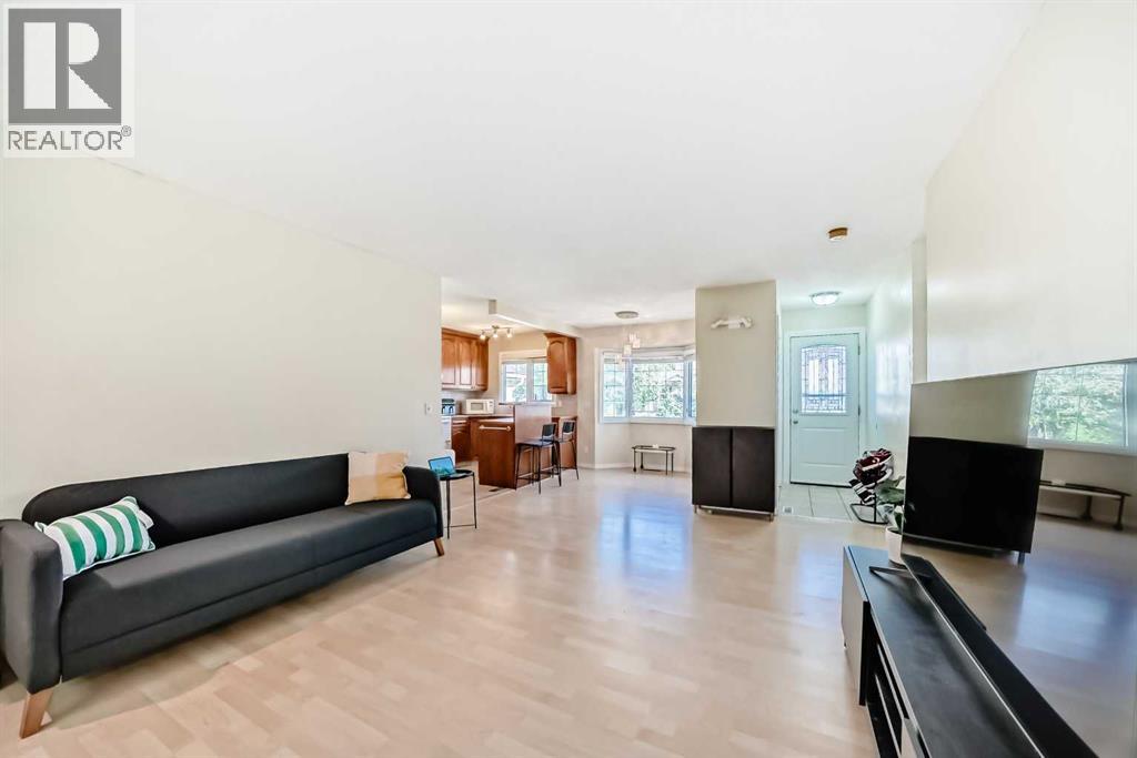31 Castleglen Crescent Ne, Calgary, Alberta  T3J 1N2 - Photo 9 - A2259913