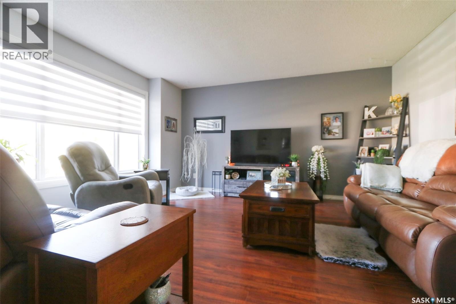 76 Morrison Drive, Yorkton, Saskatchewan  S3N 3Y2 - Photo 2 - SK020466
