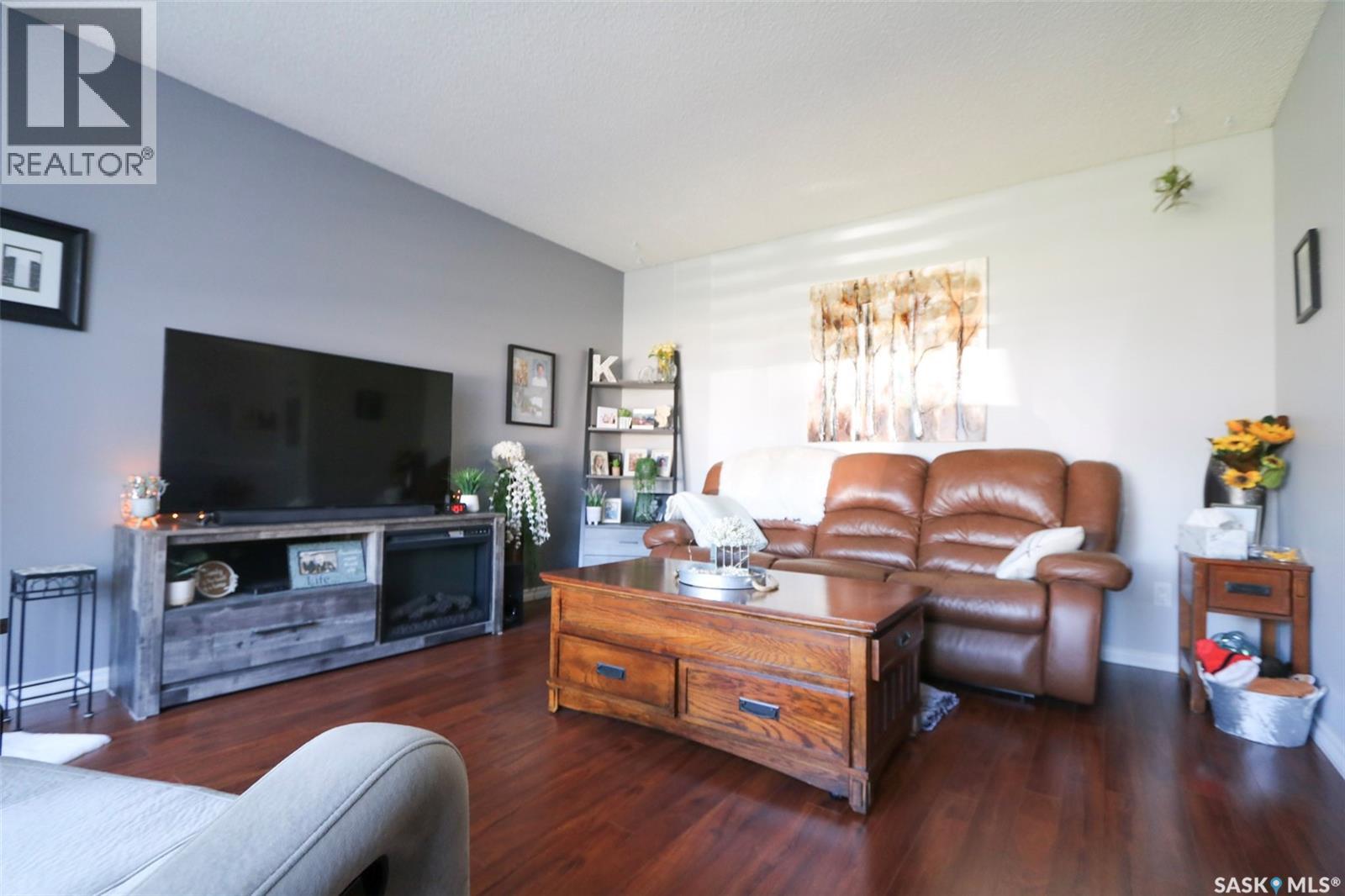 76 Morrison Drive, Yorkton, Saskatchewan  S3N 3Y2 - Photo 4 - SK020466