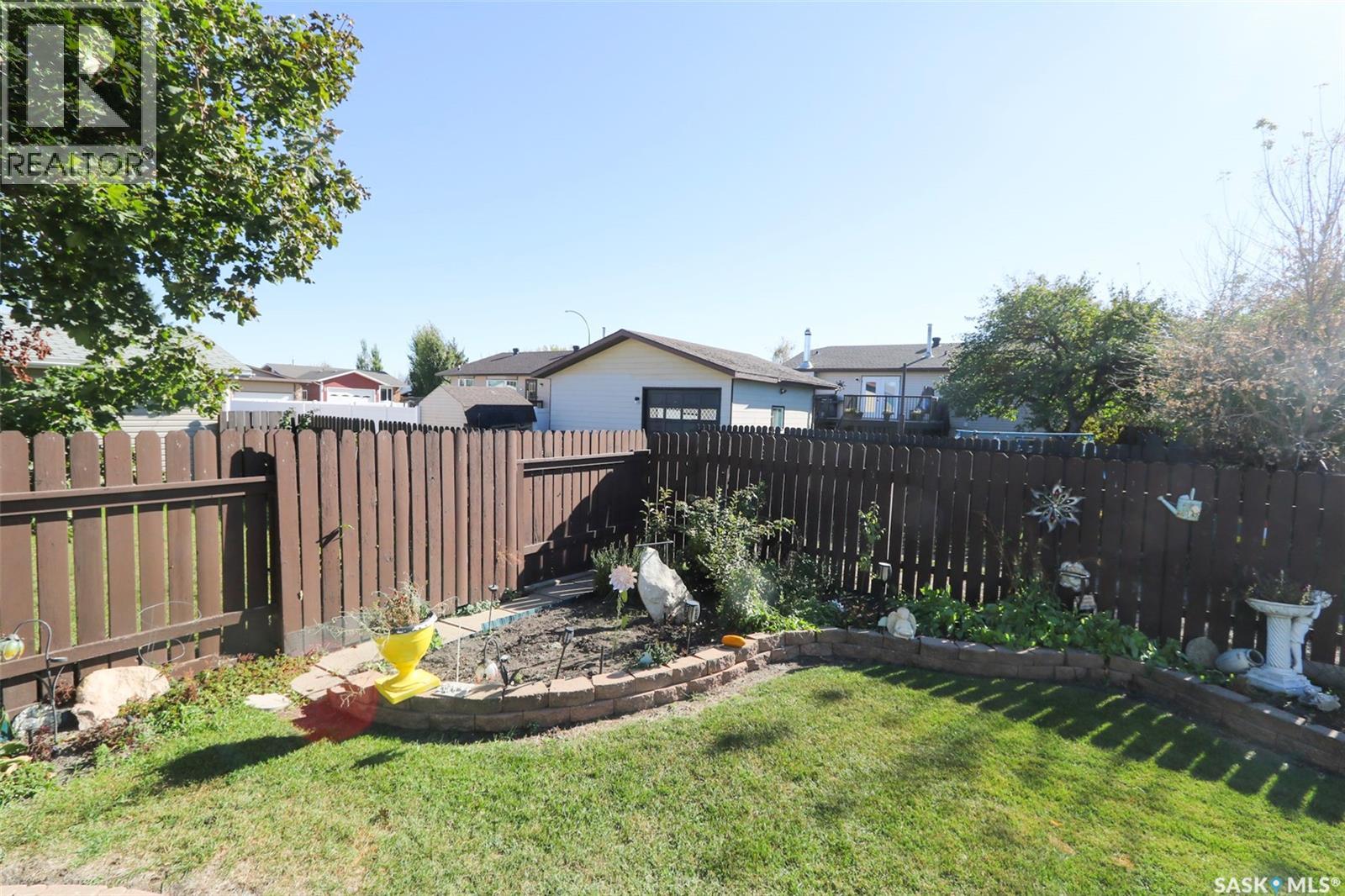 76 Morrison Drive, Yorkton, Saskatchewan  S3N 3Y2 - Photo 45 - SK020466