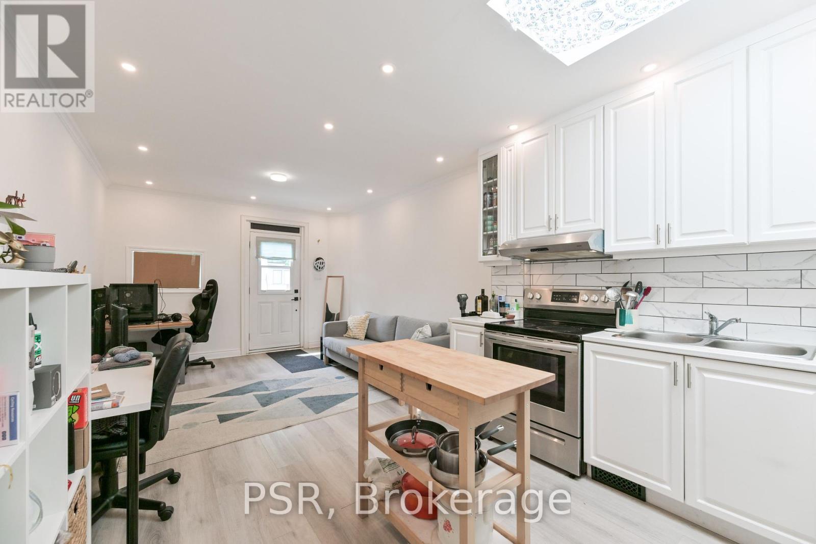 640 Pape Avenue, Toronto, Ontario  M4K 3S3 - Photo 24 - E12455274