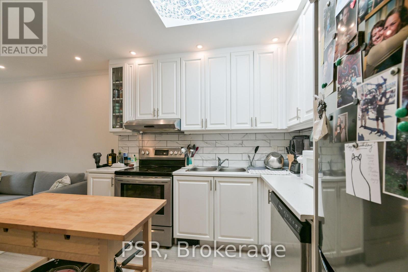 640 Pape Avenue, Toronto, Ontario  M4K 3S3 - Photo 25 - E12455274