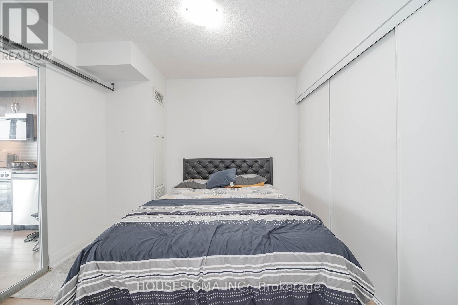 226 - 20 Meadowglen Place, Toronto, Ontario  M1G 0A9 - Photo 18 - E12455355