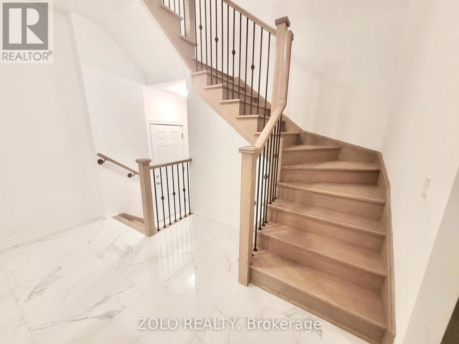 7 Sorbara Way, Whitby, Ontario  L1M 0M4 - Photo 12 - E12455358