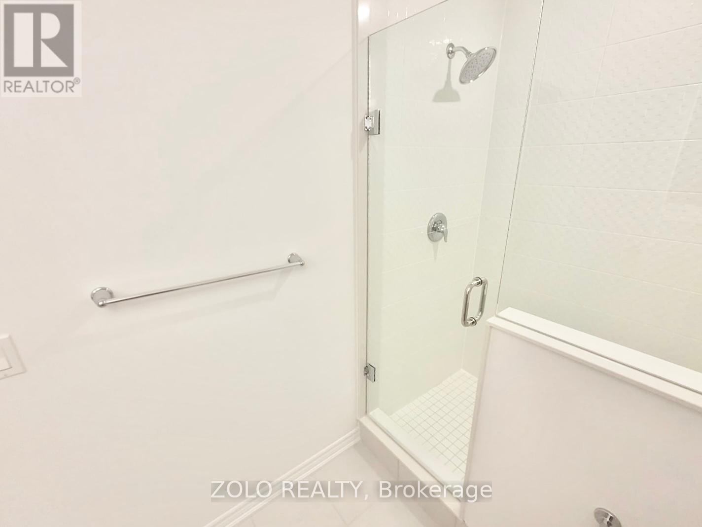 7 Sorbara Way, Whitby, Ontario  L1M 0M4 - Photo 21 - E12455358
