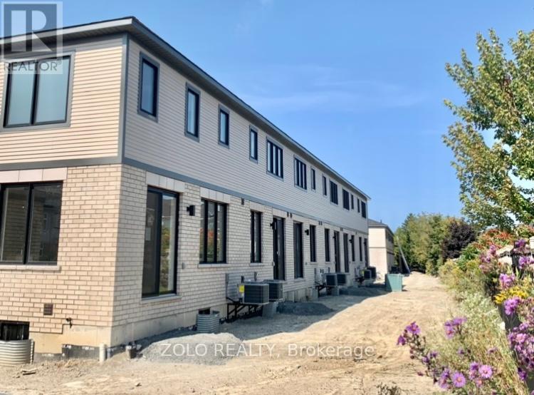 7 Sorbara Way, Whitby, Ontario  L1M 0M4 - Photo 33 - E12455358