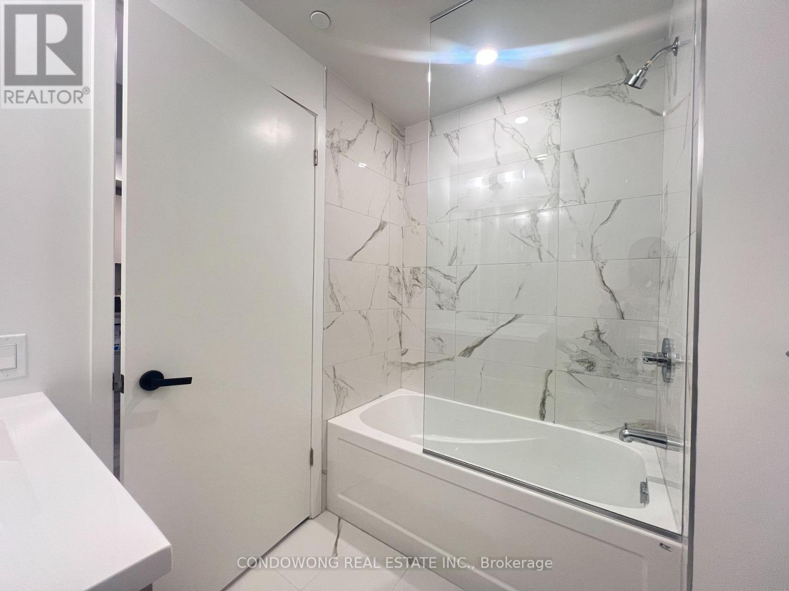 2910 - 225 Commerce Street, Vaughan, Ontario  L4K 0R1 - Photo 9 - N12455271