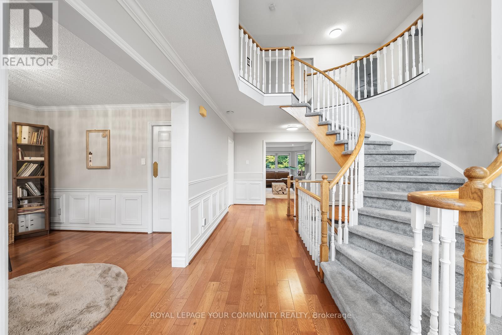 235 Kemano Road, Aurora, Ontario  L4G 5Z1 - Photo 4 - N12455335