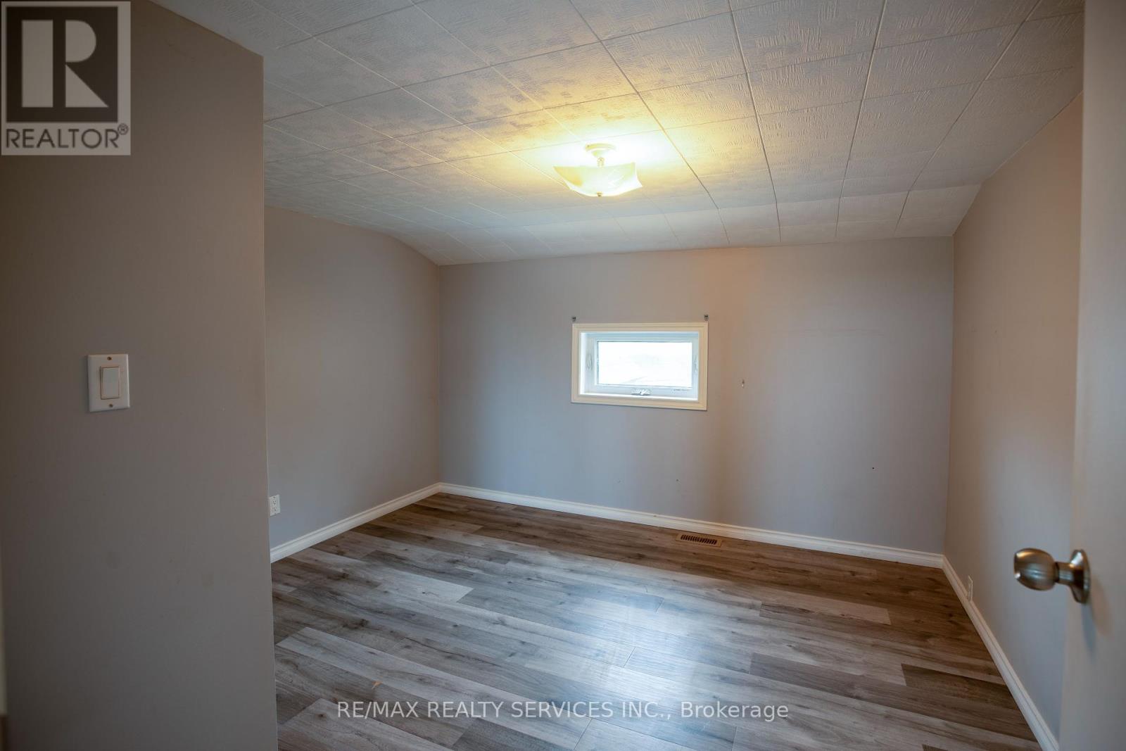 754328 Hwy 53 Road, Norwich, Ontario  N4S 7V8 - Photo 12 - X12363547