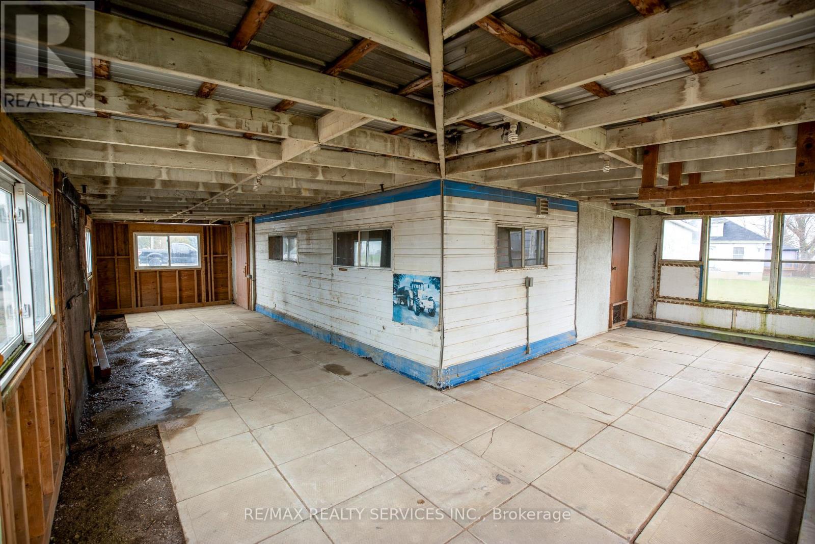 754328 Hwy 53 Road, Norwich, Ontario  N4S 7V8 - Photo 22 - X12363547