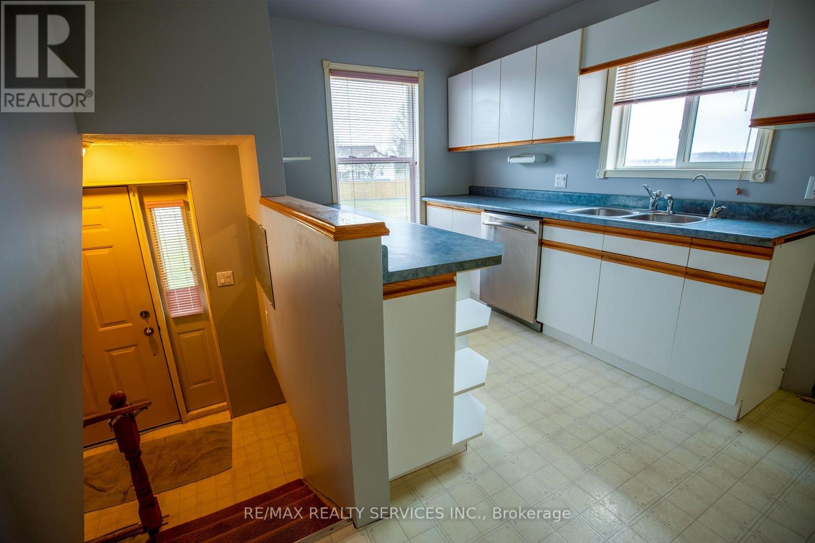 754328 Hwy 53 Road, Norwich, Ontario  N4S 7V8 - Photo 31 - X12363547