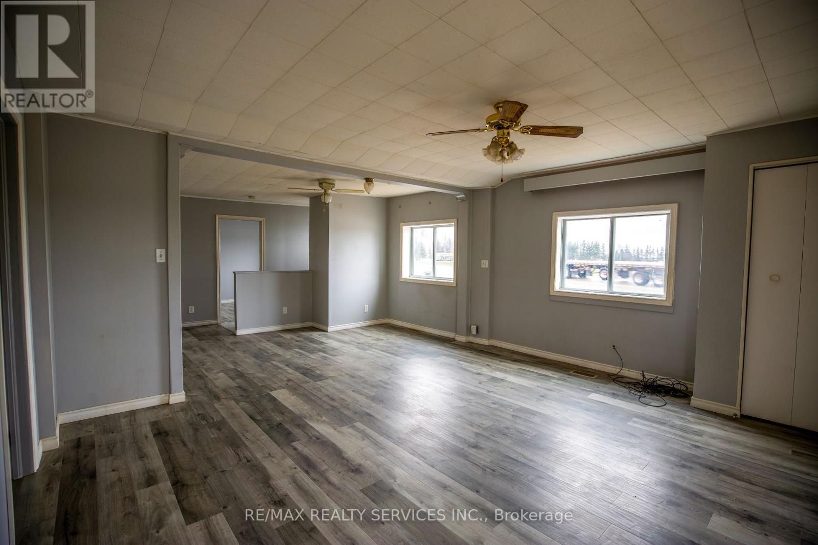 754328 Hwy 53 Road, Norwich, Ontario  N4S 7V8 - Photo 3 - X12363547