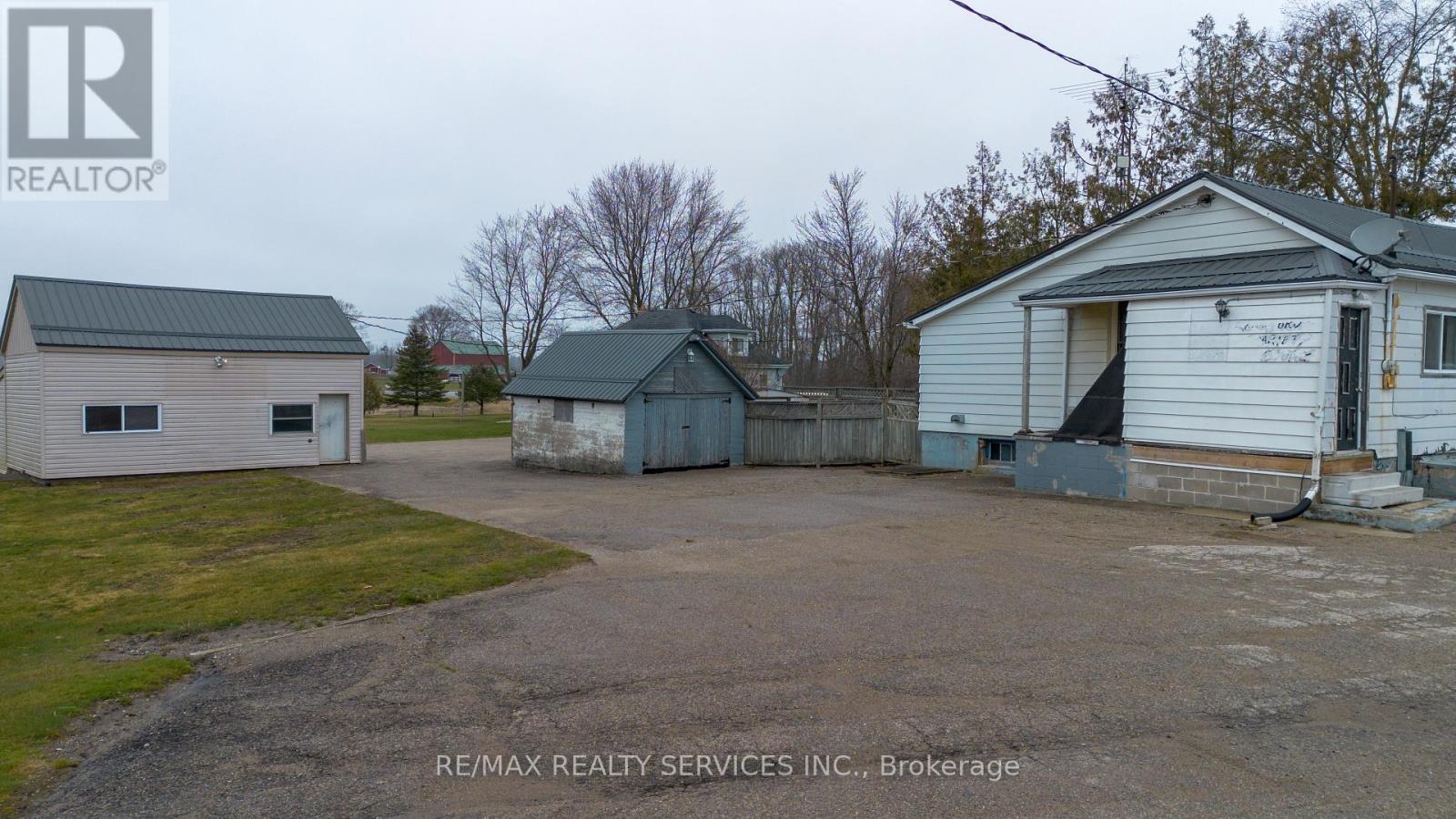 754328 Hwy 53 Road, Norwich, Ontario  N4S 7V8 - Photo 49 - X12363547