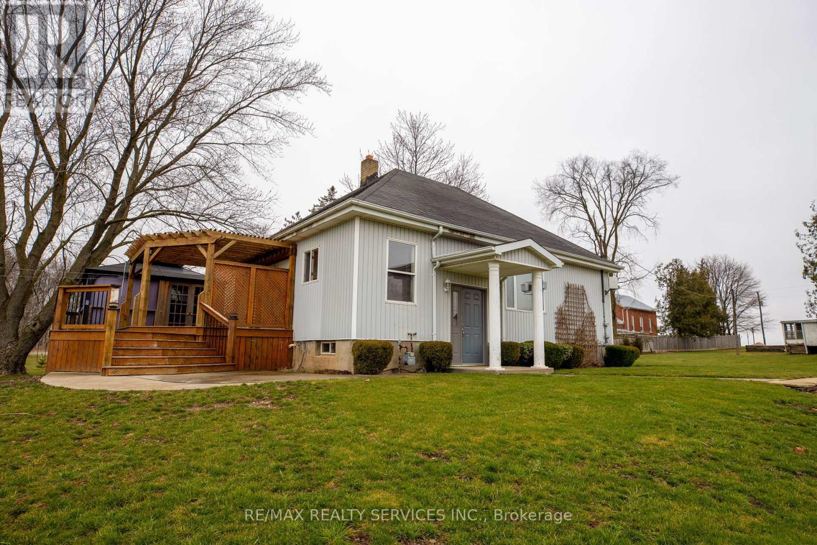 754328 Hwy 53 Road, Norwich, Ontario  N4S 7V8 - Photo 46 - X12363547