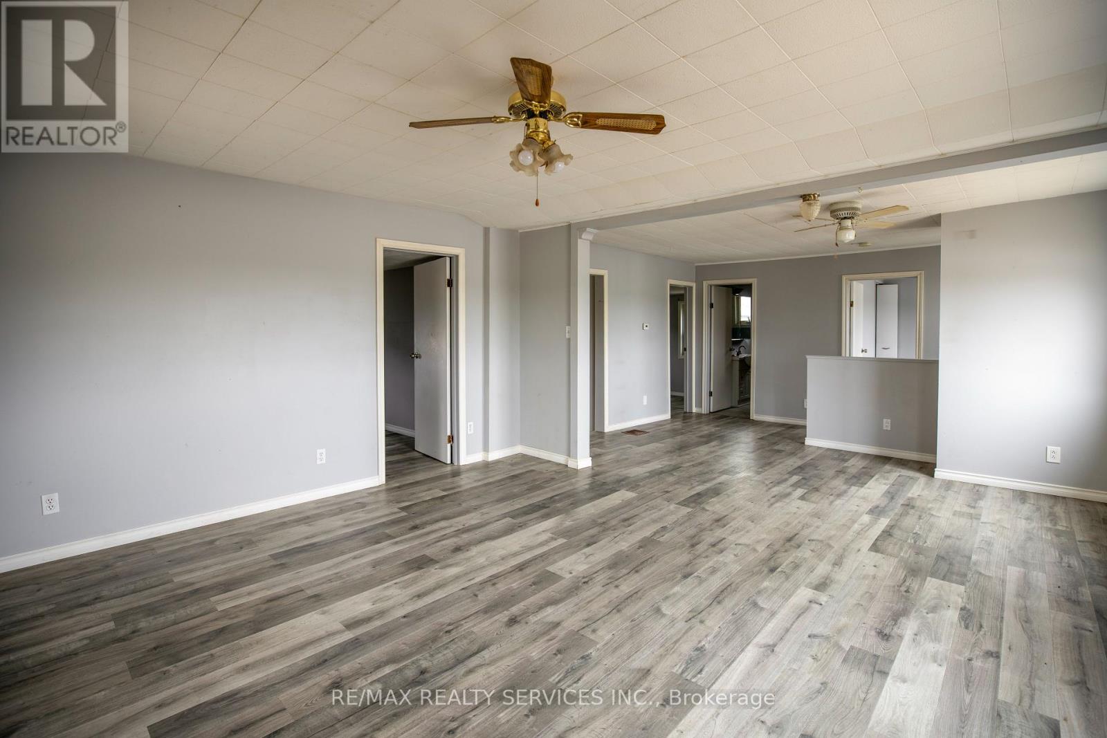 754328 Hwy 53 Road, Norwich, Ontario  N4S 7V8 - Photo 4 - X12363547