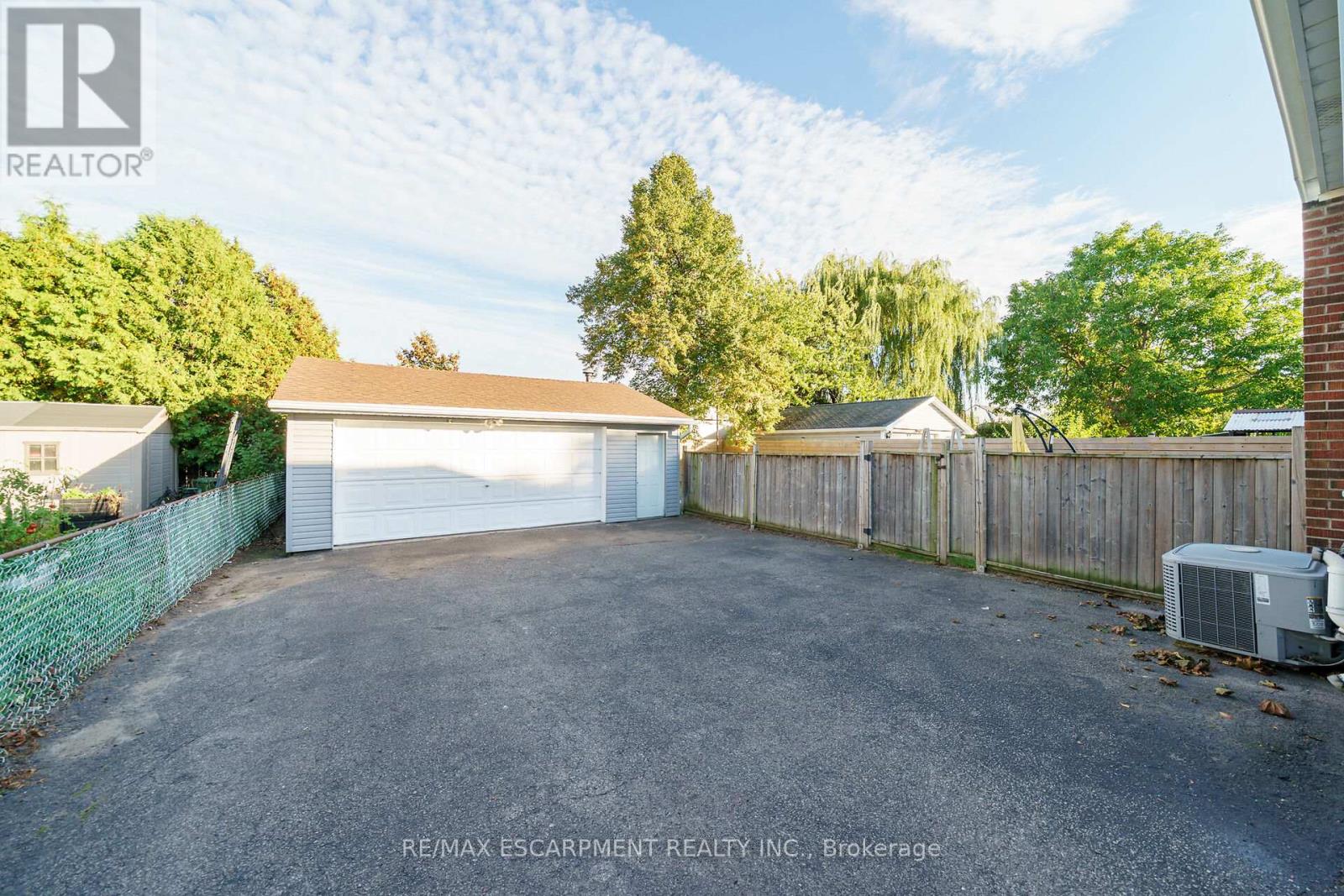 350 Pottruff Road N, Hamilton, Ontario  L8H 2M4 - Photo 31 - X12454542