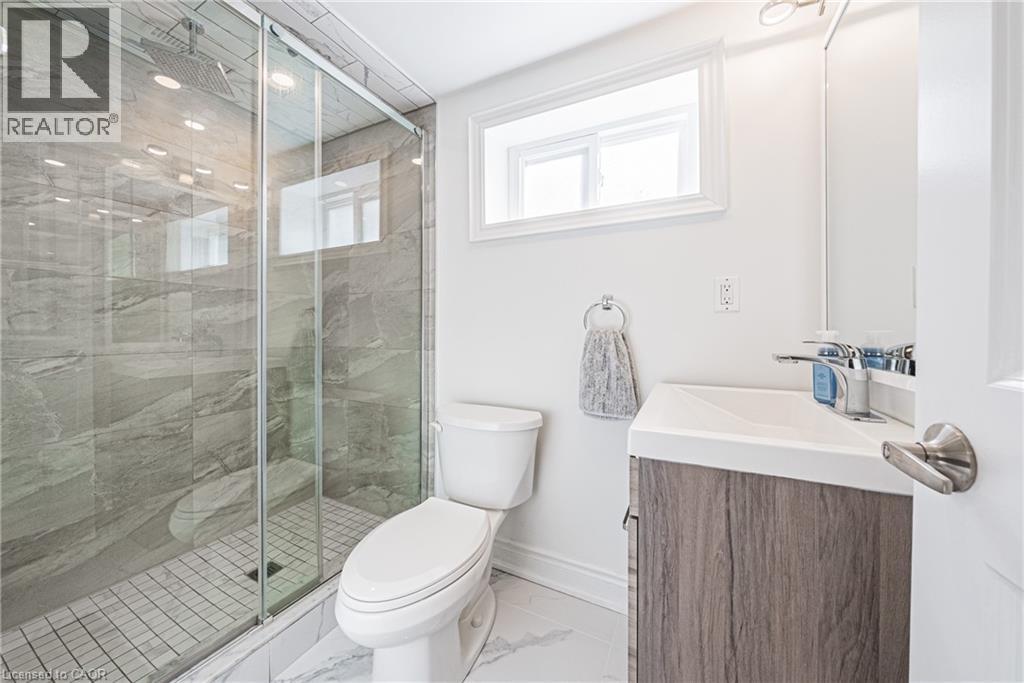 204 Fernwood Crescent, Hamilton, Ontario  L8T 3L4 - Photo 32 - 40778067