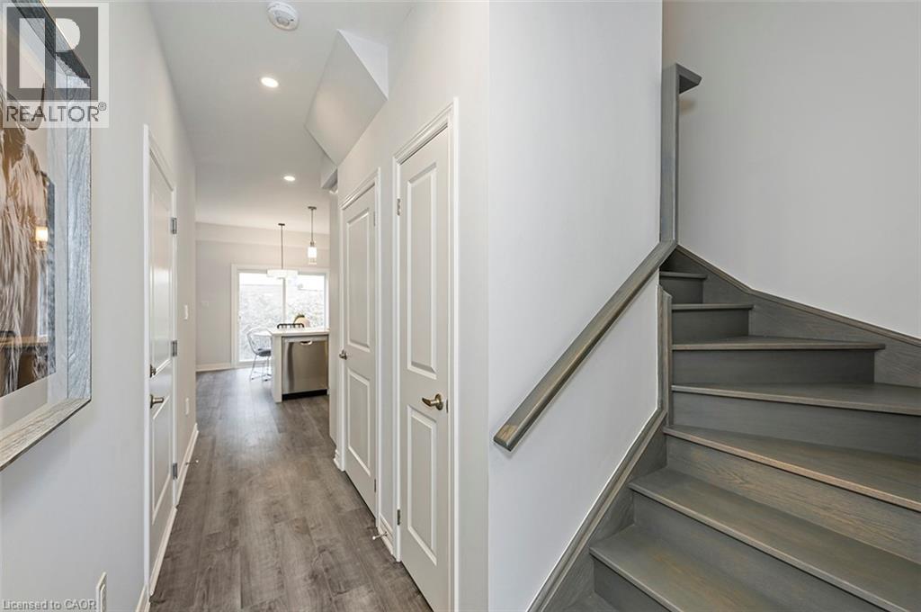 205 Thames Way Unit# 22, Hamilton, Ontario  L0R 1W0 - Photo 3 - 40778045