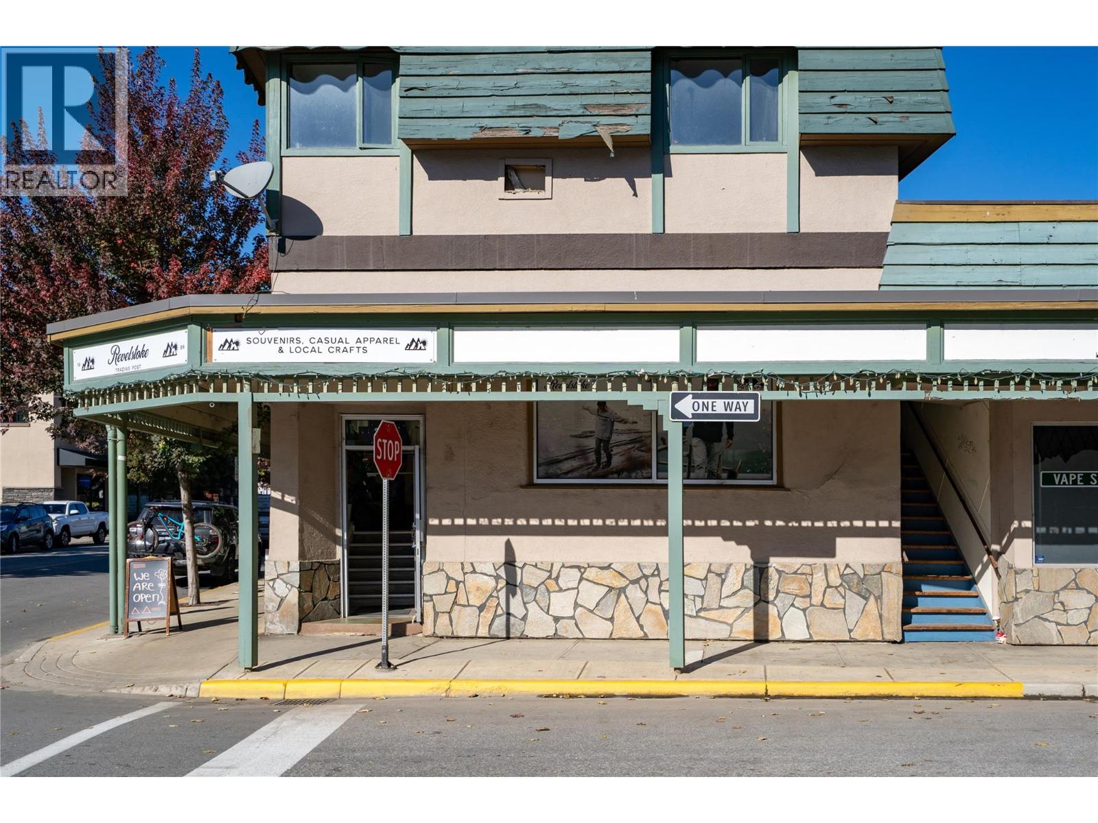 300 First Street W, Revelstoke, British Columbia  V0E 2S0 - Photo 5 - 10364739