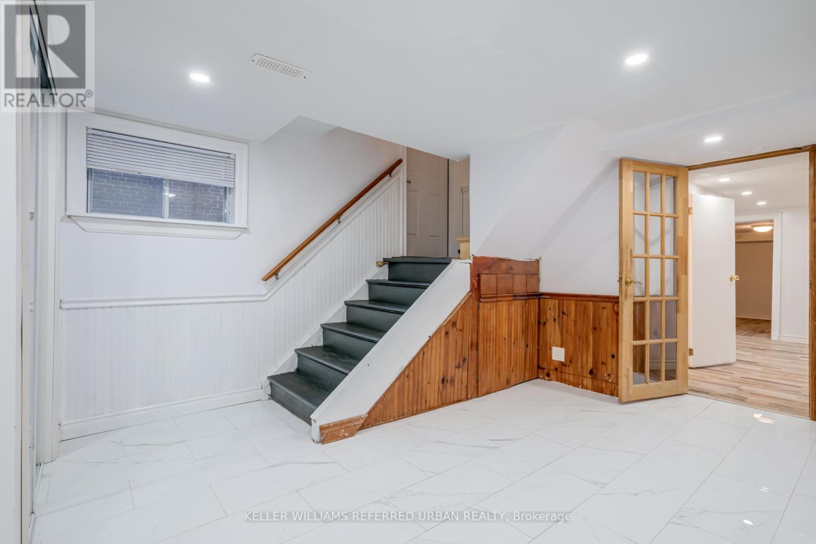 22 Hargrove Lane, Toronto, Ontario  M8W 4T8 - Photo 32 - W12455267