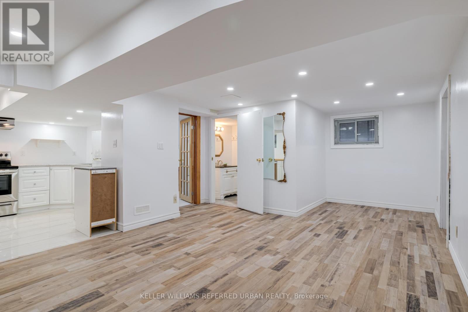 22 Hargrove Lane, Toronto, Ontario  M8W 4T8 - Photo 37 - W12455267
