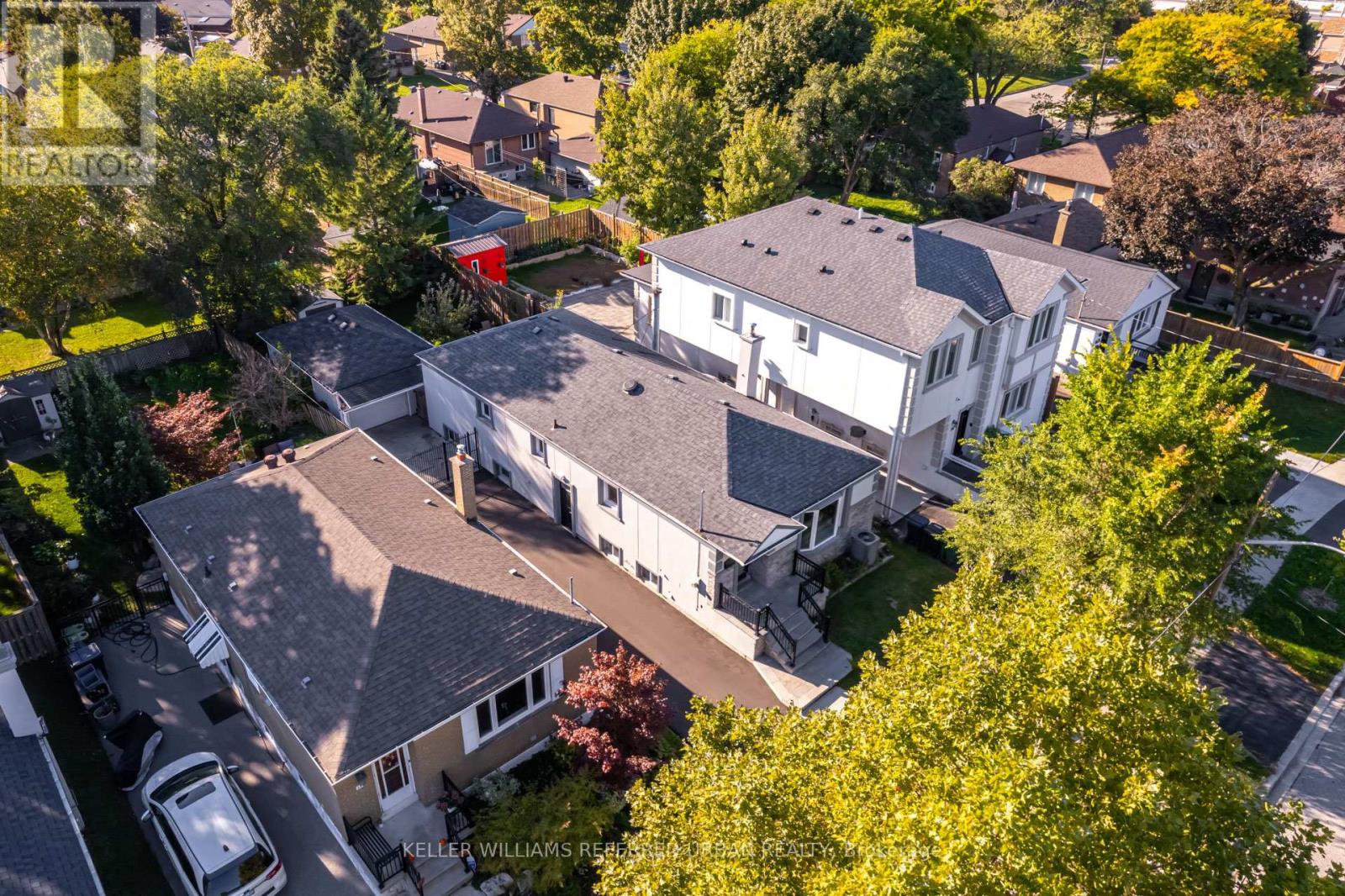22 Hargrove Lane, Toronto, Ontario  M8W 4T8 - Photo 46 - W12455267