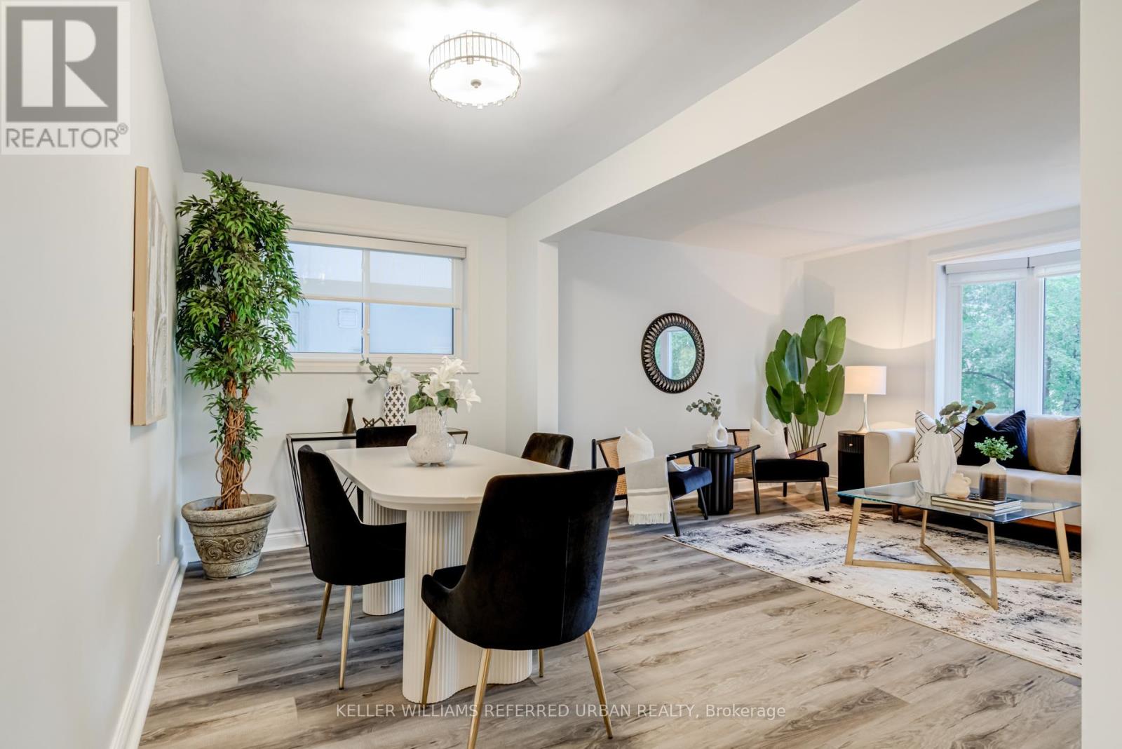 22 Hargrove Lane, Toronto, Ontario  M8W 4T8 - Photo 8 - W12455267
