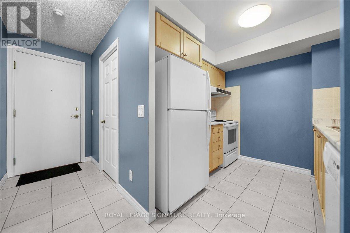 2230 - 700 Humberwood Boulevard, Toronto, Ontario  M9W 7J5 - Photo 9 - W12455276
