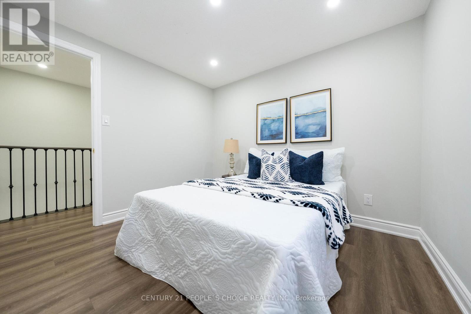 3242 Cambourne Crescent, Mississauga, Ontario  L5N 5G3 - Photo 26 - W12455277