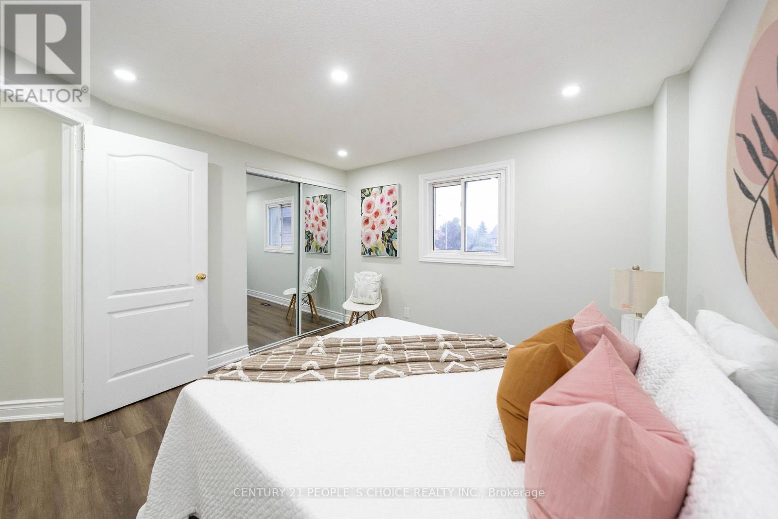 3242 Cambourne Crescent, Mississauga, Ontario  L5N 5G3 - Photo 29 - W12455277