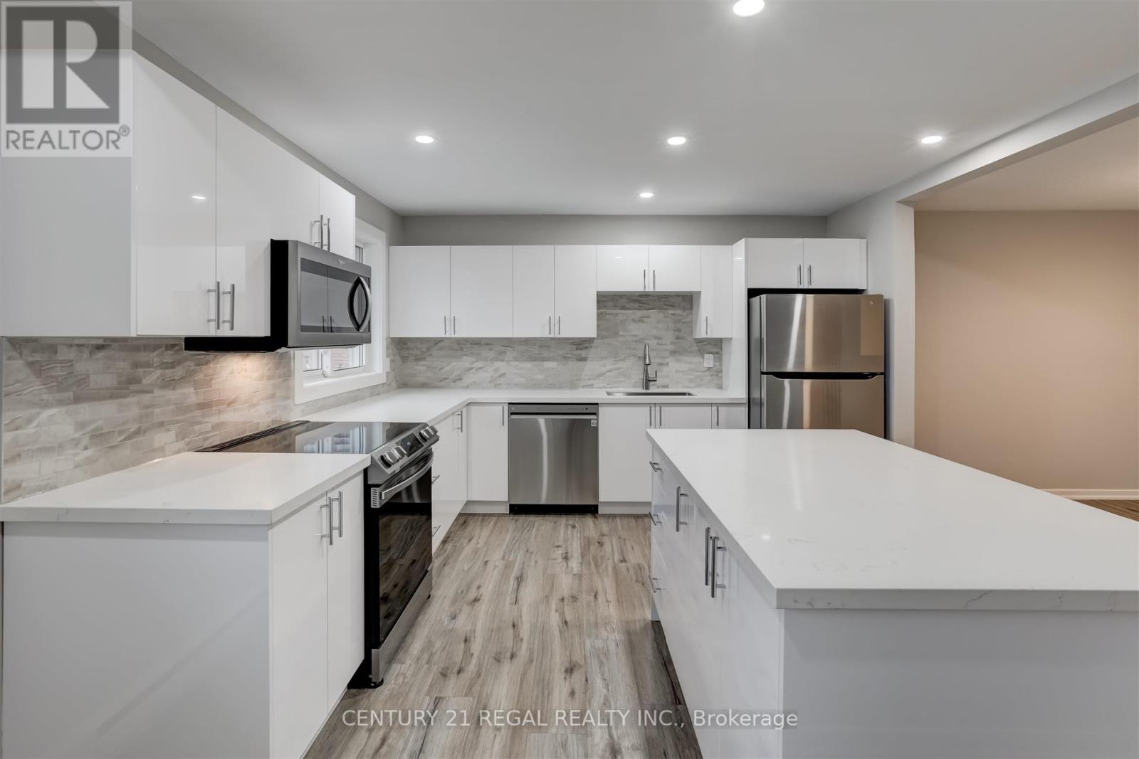 85 - 2145 Sherobee Road, Mississauga, Ontario  L5A 3G8 - Photo 14 - W12455295