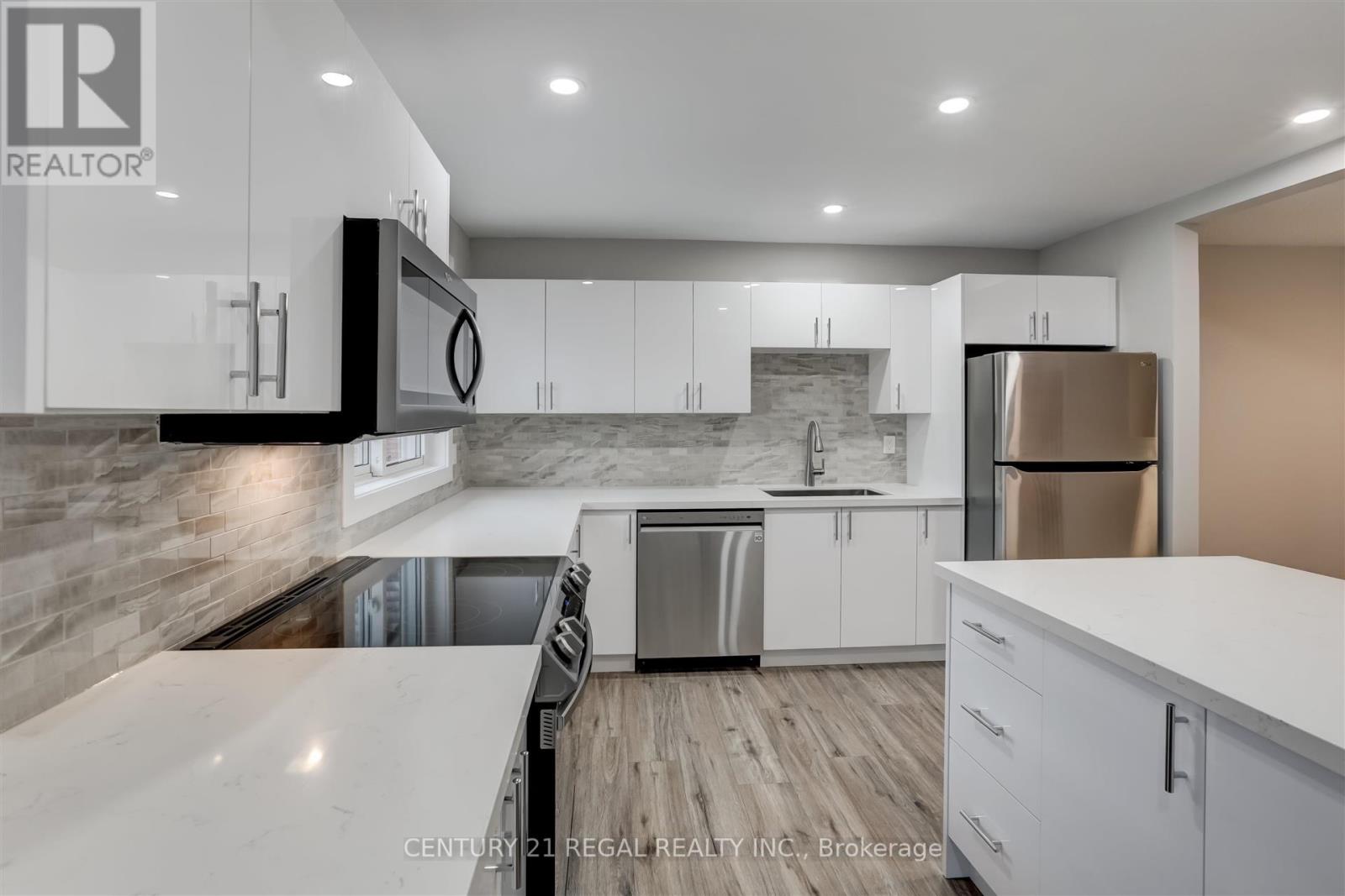 85 - 2145 Sherobee Road, Mississauga, Ontario  L5A 3G8 - Photo 15 - W12455295