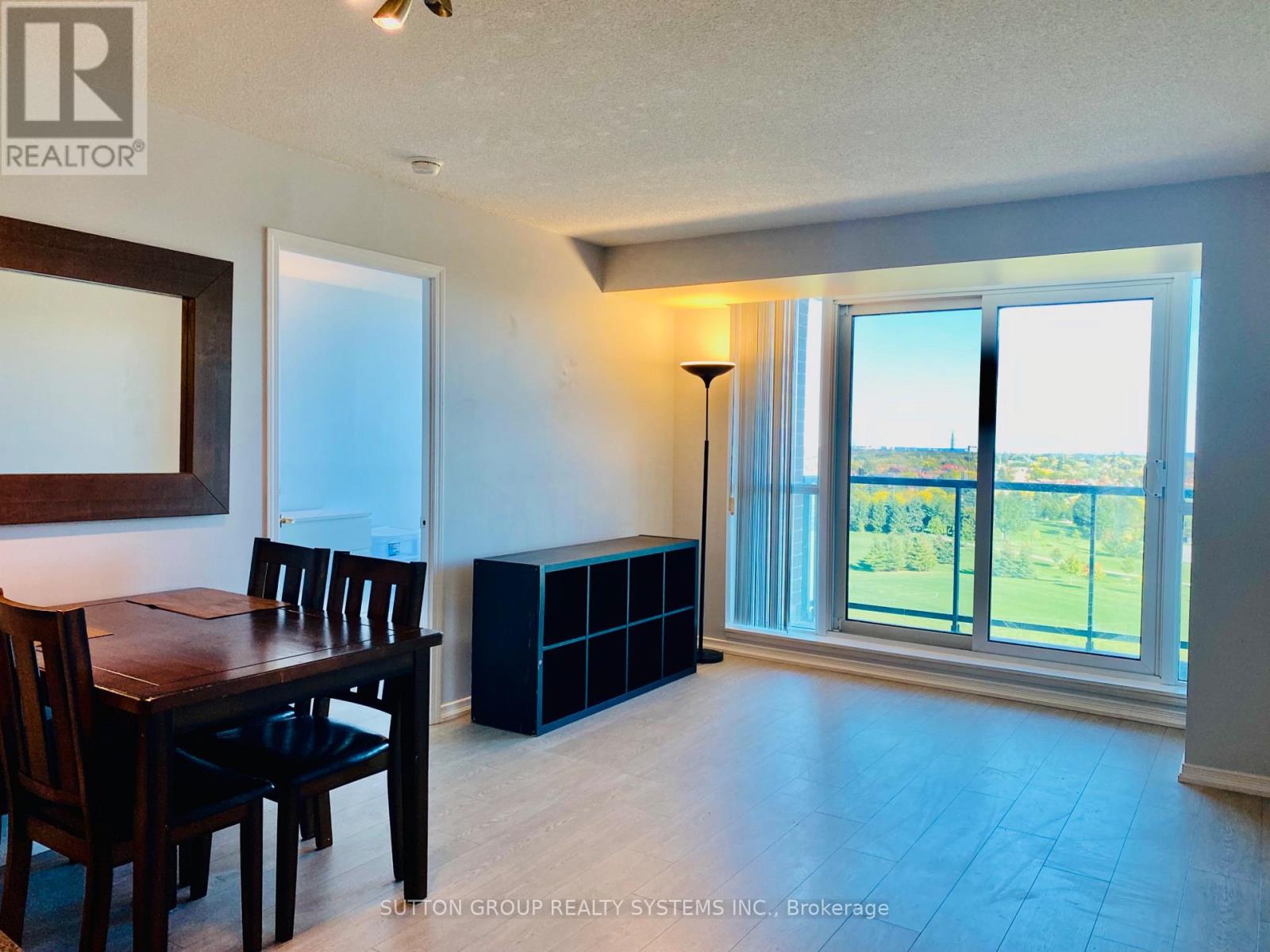 1005 - 4879 Kimbermount Avenue, Mississauga, Ontario  L5M 7R8 - Photo 6 - W12455298