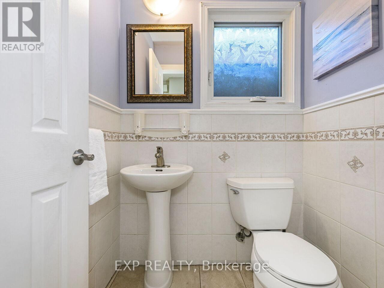 2840 Tradewind Drive, Mississauga, Ontario  L5N 6L1 - Photo 11 - W12455301