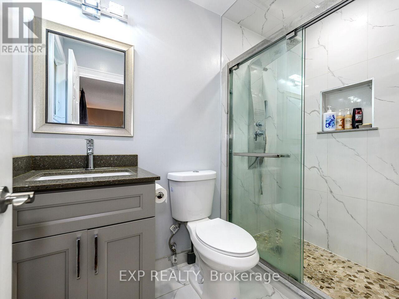 2840 Tradewind Drive, Mississauga, Ontario  L5N 6L1 - Photo 14 - W12455301