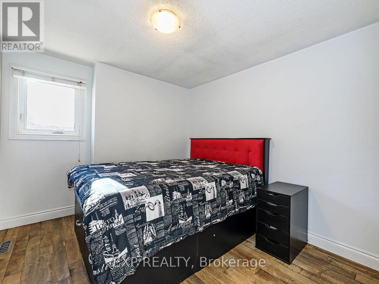 2840 Tradewind Drive, Mississauga, Ontario  L5N 6L1 - Photo 15 - W12455301