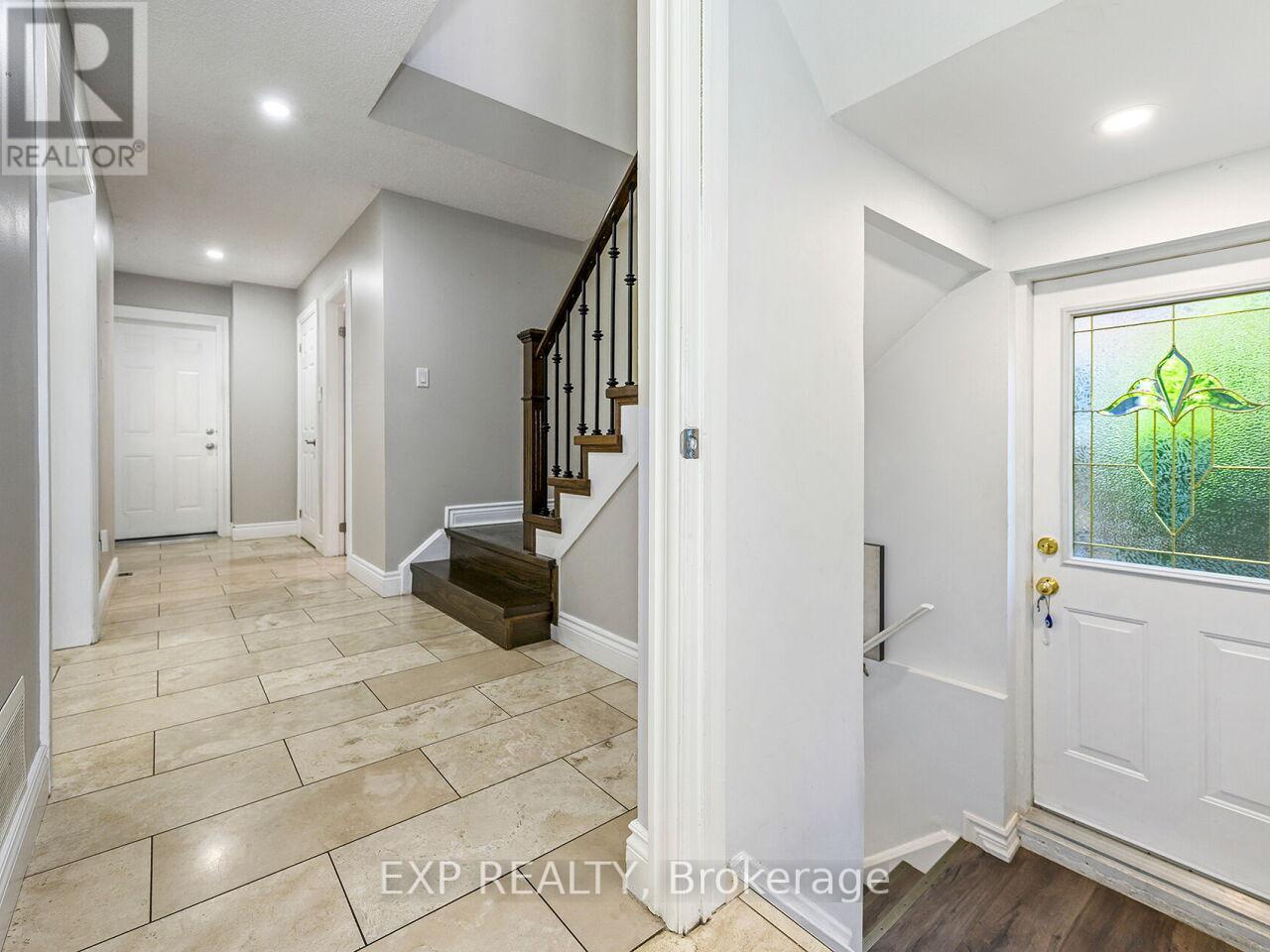 2840 Tradewind Drive, Mississauga, Ontario  L5N 6L1 - Photo 18 - W12455301