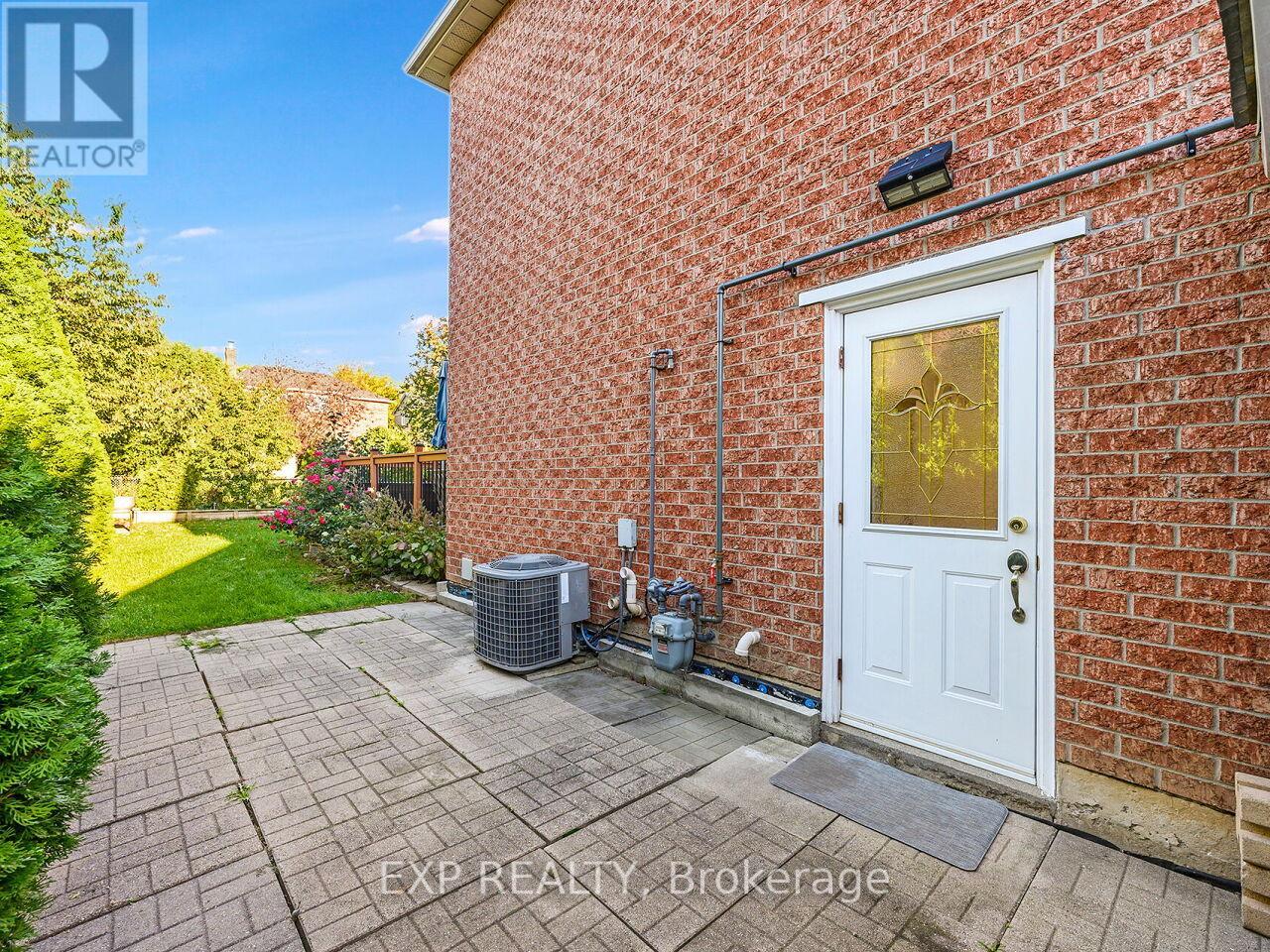 2840 Tradewind Drive, Mississauga, Ontario  L5N 6L1 - Photo 34 - W12455301