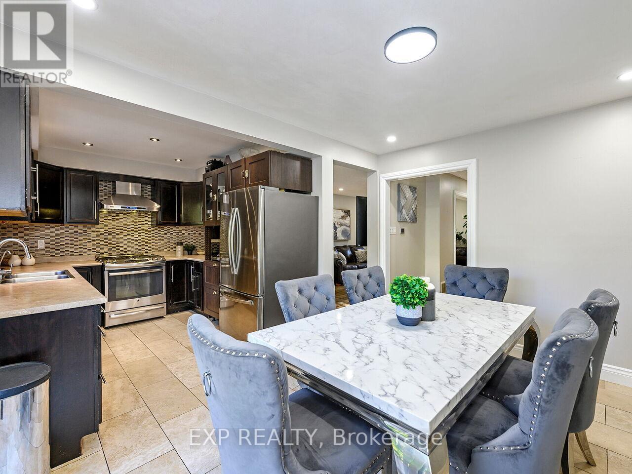 2840 Tradewind Drive, Mississauga, Ontario  L5N 6L1 - Photo 9 - W12455301