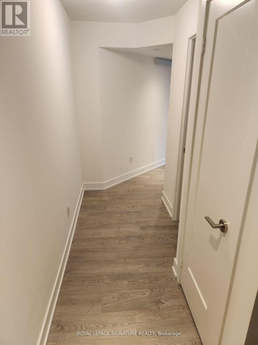 1433 - 5 Mabelle Avenue, Toronto, Ontario  M9A 0C8 - Photo 4 - W12455323