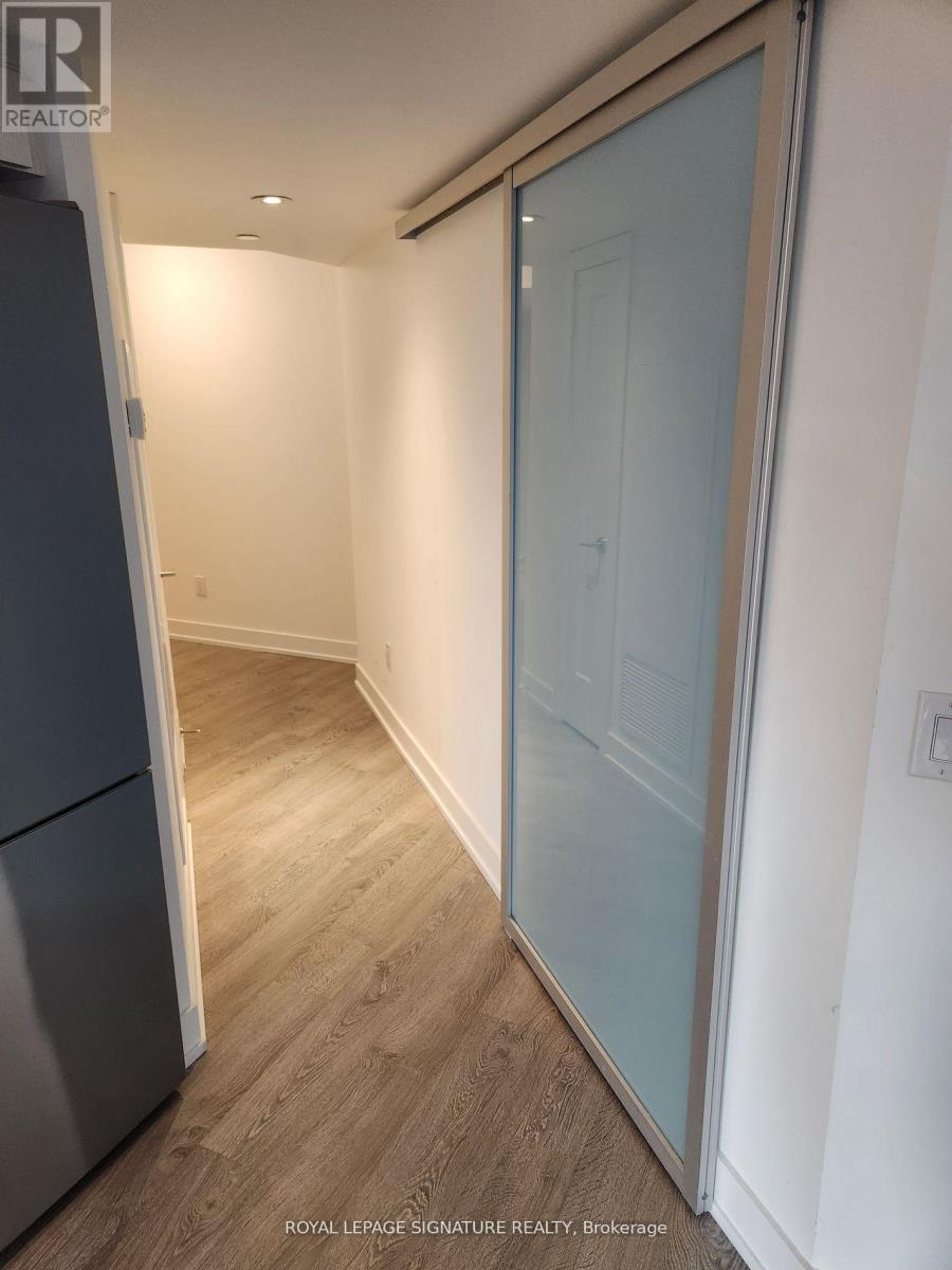 1433 - 5 Mabelle Avenue, Toronto, Ontario  M9A 0C8 - Photo 6 - W12455323