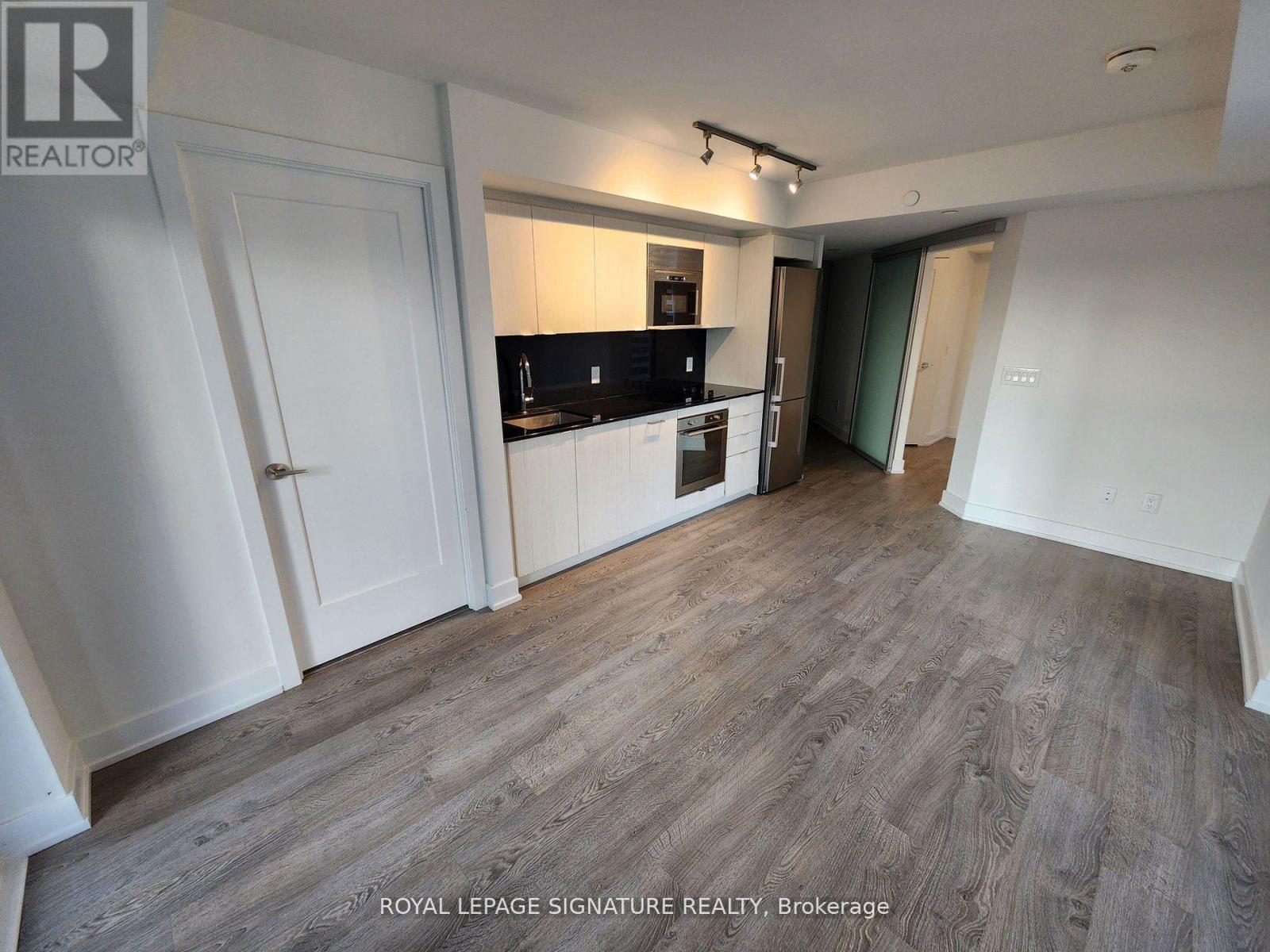 1433 - 5 Mabelle Avenue, Toronto, Ontario  M9A 0C8 - Photo 7 - W12455323
