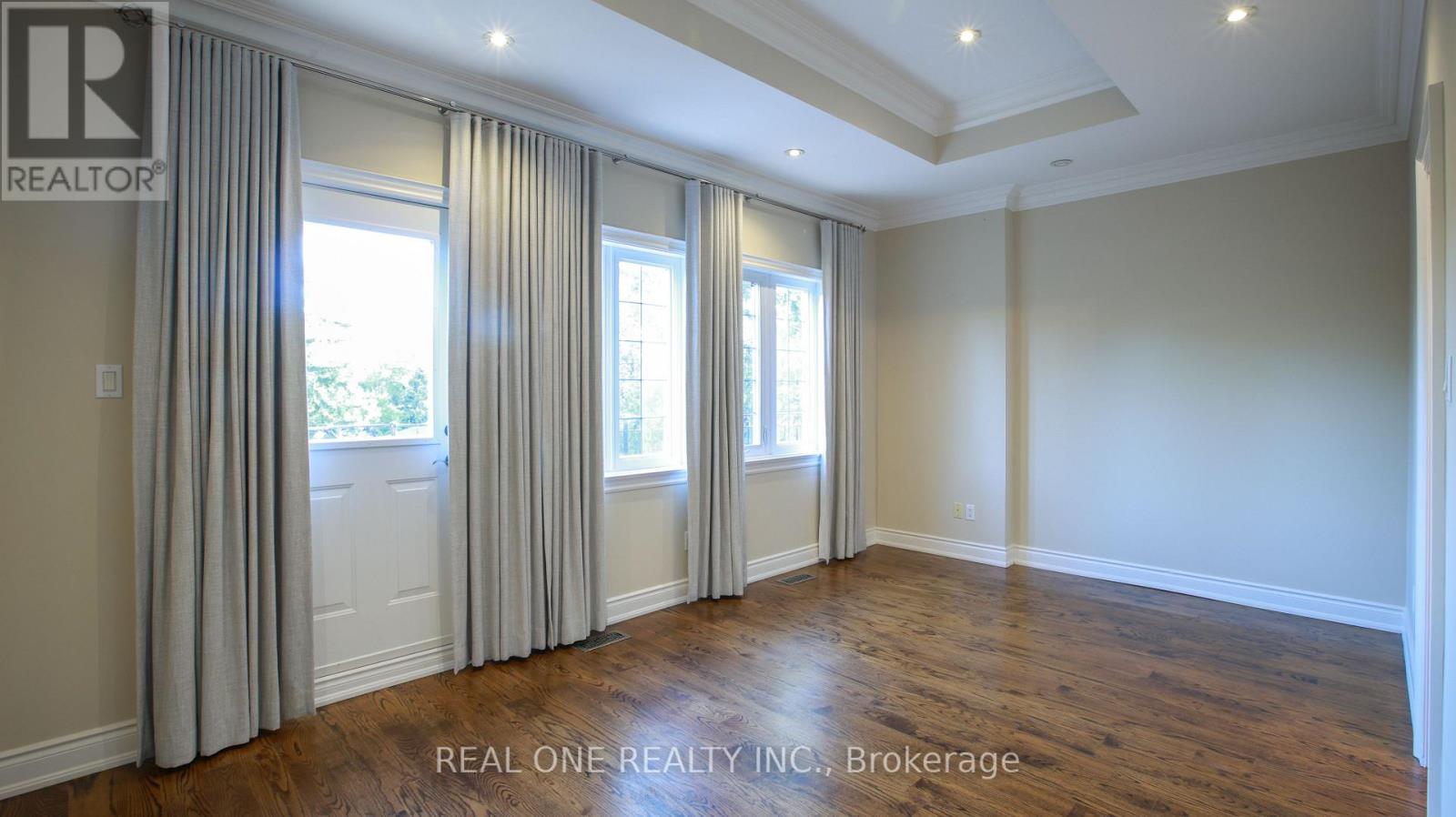 38 Stonegate Road, Toronto, Ontario  M8Y 1V5 - Photo 36 - W12455341