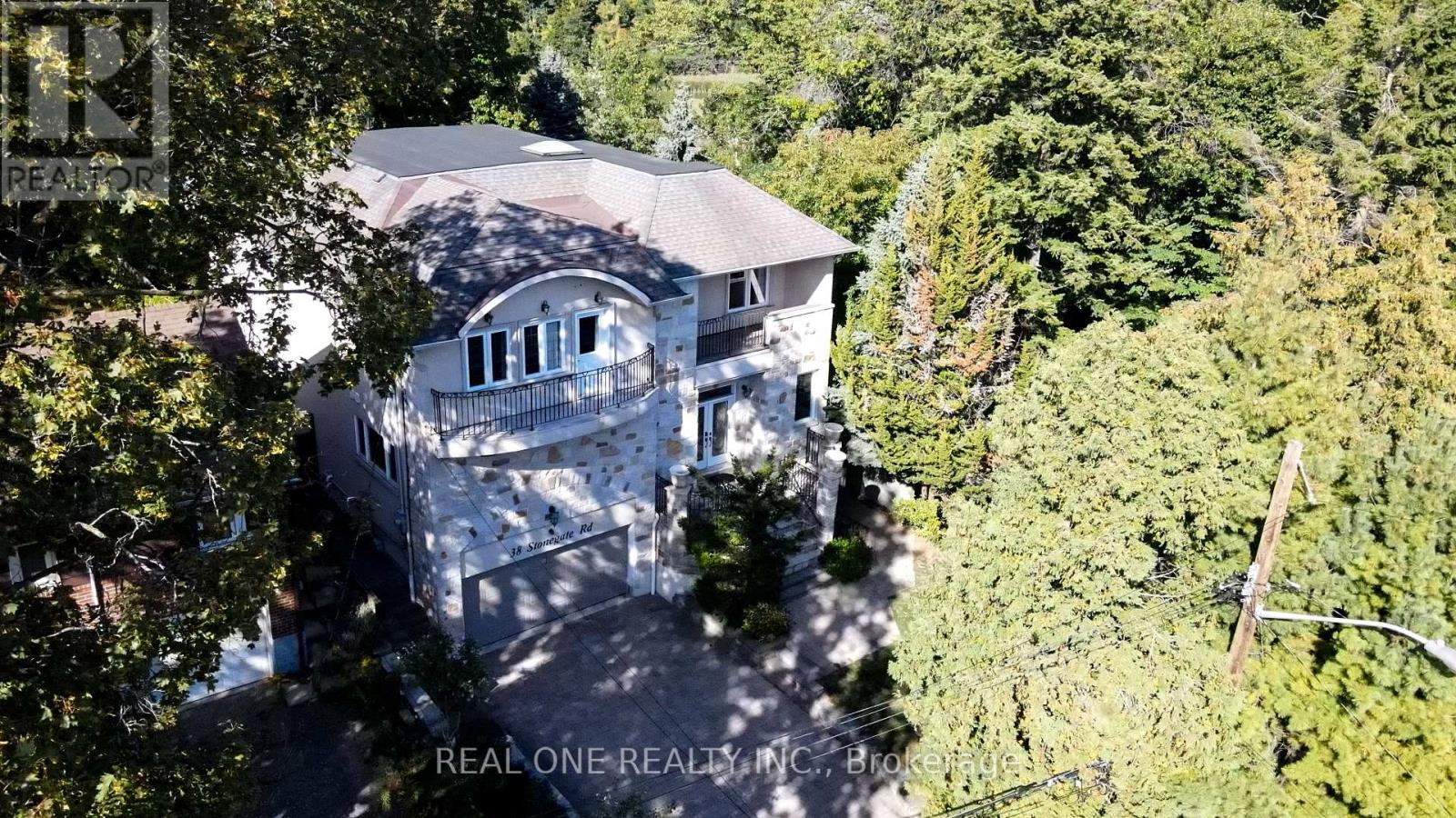 38 Stonegate Road, Toronto, Ontario  M8Y 1V5 - Photo 45 - W12455341