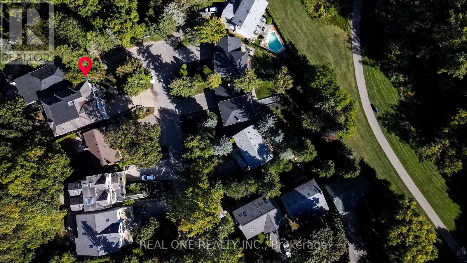 38 Stonegate Road, Toronto, Ontario  M8Y 1V5 - Photo 49 - W12455341