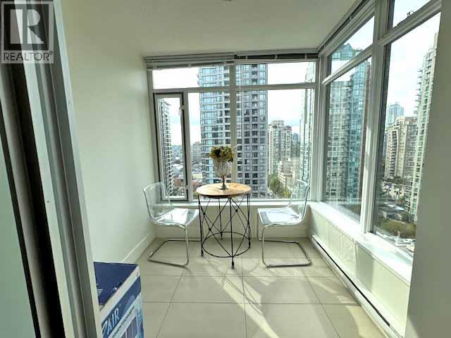 1709 888 Homer Street, Vancouver, British Columbia  V6B 0H7 - Photo 3 - R3057052