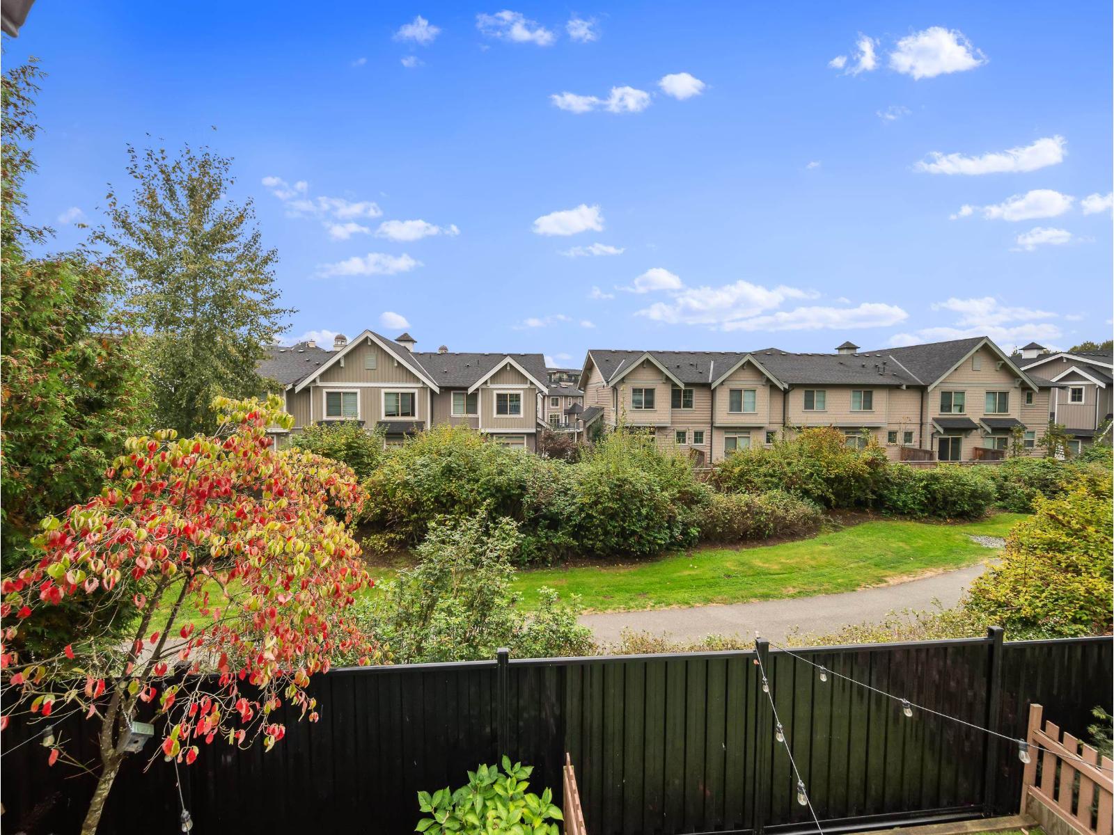 27 20460 66 Avenue, Langley, British Columbia  V2Y 3B6 - Photo 4 - R3055101