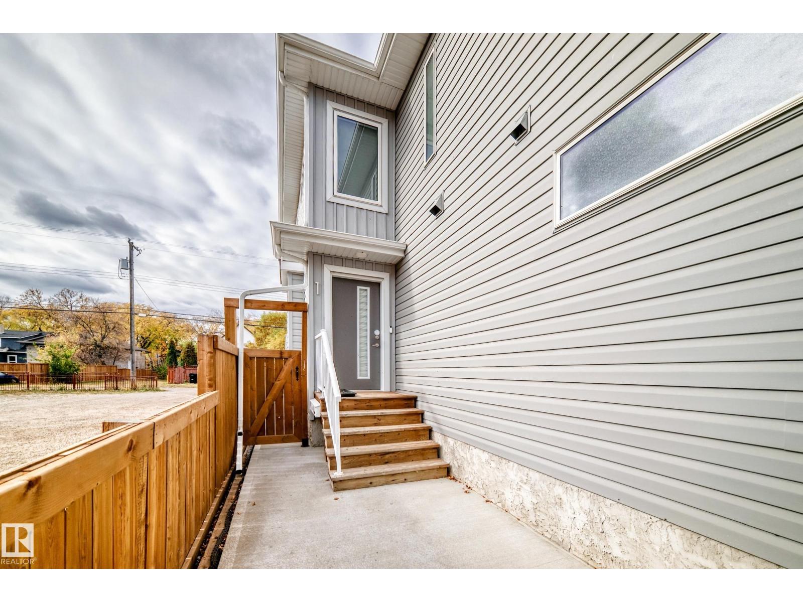 #1 11326 95a St Nw, Edmonton, Alberta  T5G 1P1 - Photo 2 - E4461549